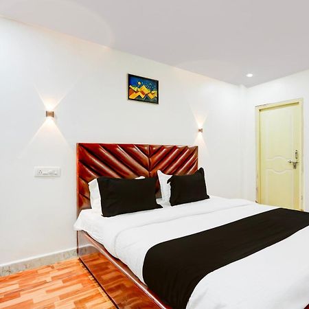 Hotel O Rms Grand Patancheru Ngoại thất bức ảnh