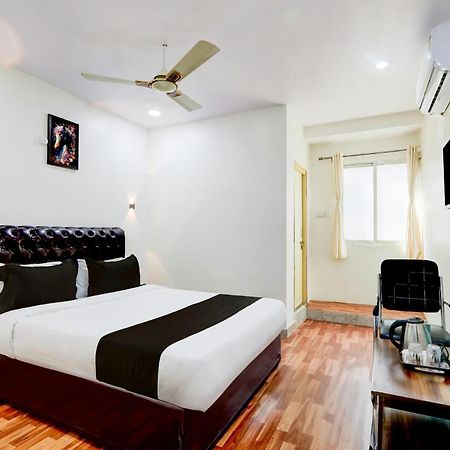 Hotel O Rms Grand Patancheru Ngoại thất bức ảnh