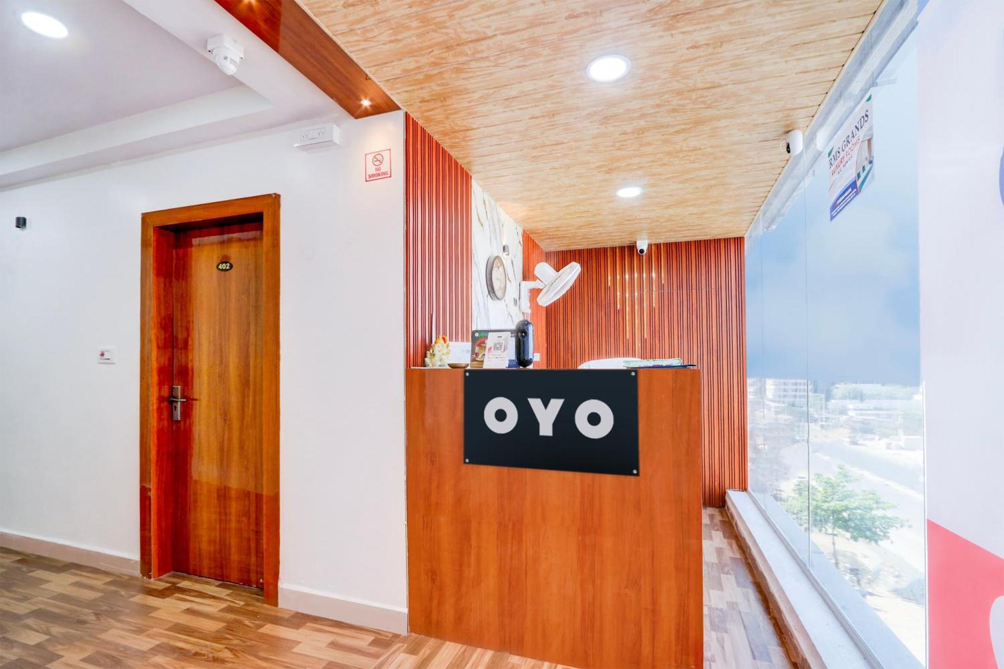 Hotel O Rms Grand Patancheru Ngoại thất bức ảnh